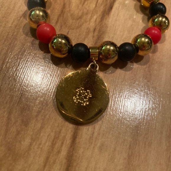 Red, Gold & Black stretch bracelet with Oreo Charm - Picture 4 of 4